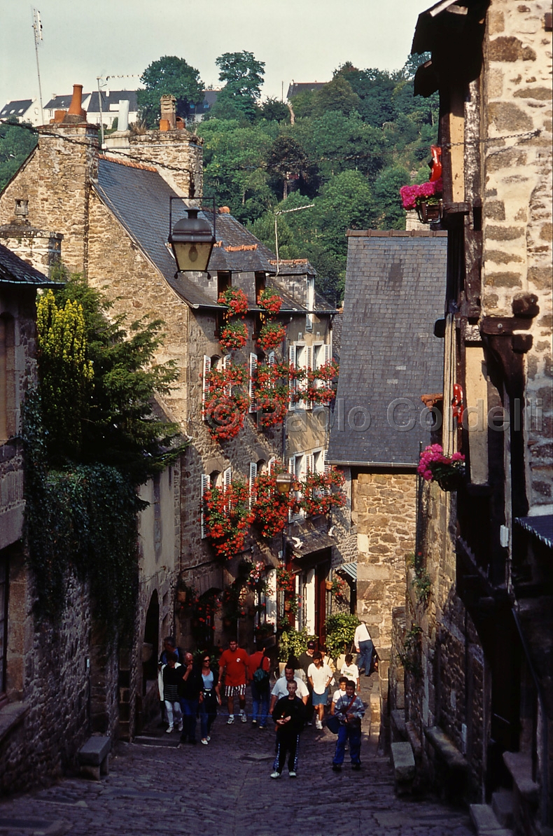 Dinan, Brittany, France
 (cod:France 16)